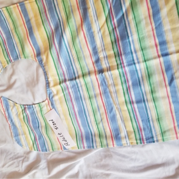 Green and White Plaid reversible adult sized bib handmade - Picture 4 of 4